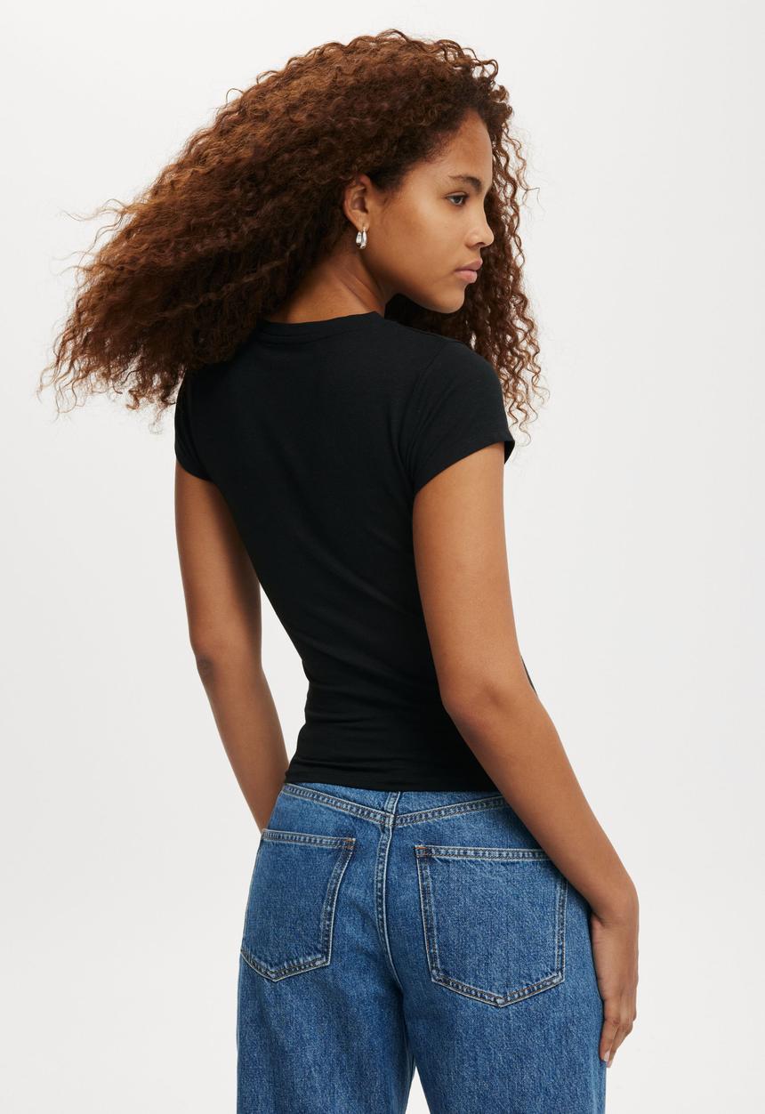 Cotton On - All Day Crew Tee - Black