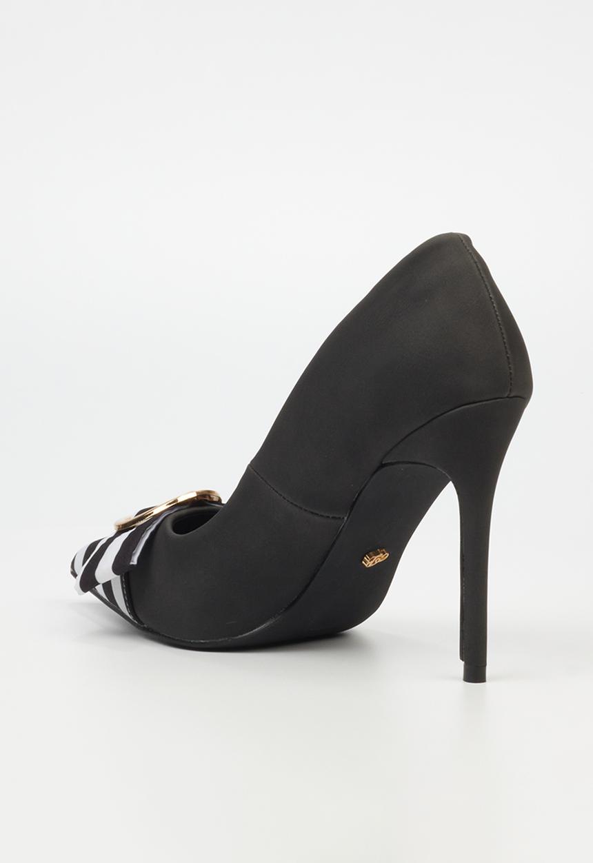 Miss Black - Lola 26 court - black