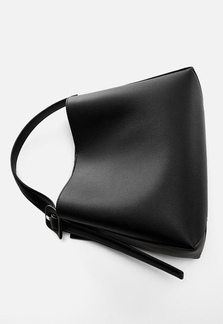 MANGO - Bag winnie - black