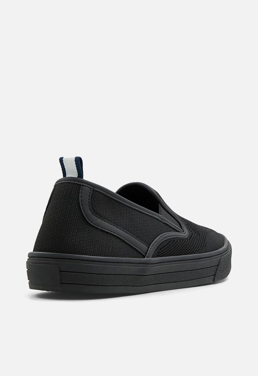 Call It Spring - Bartlett - black