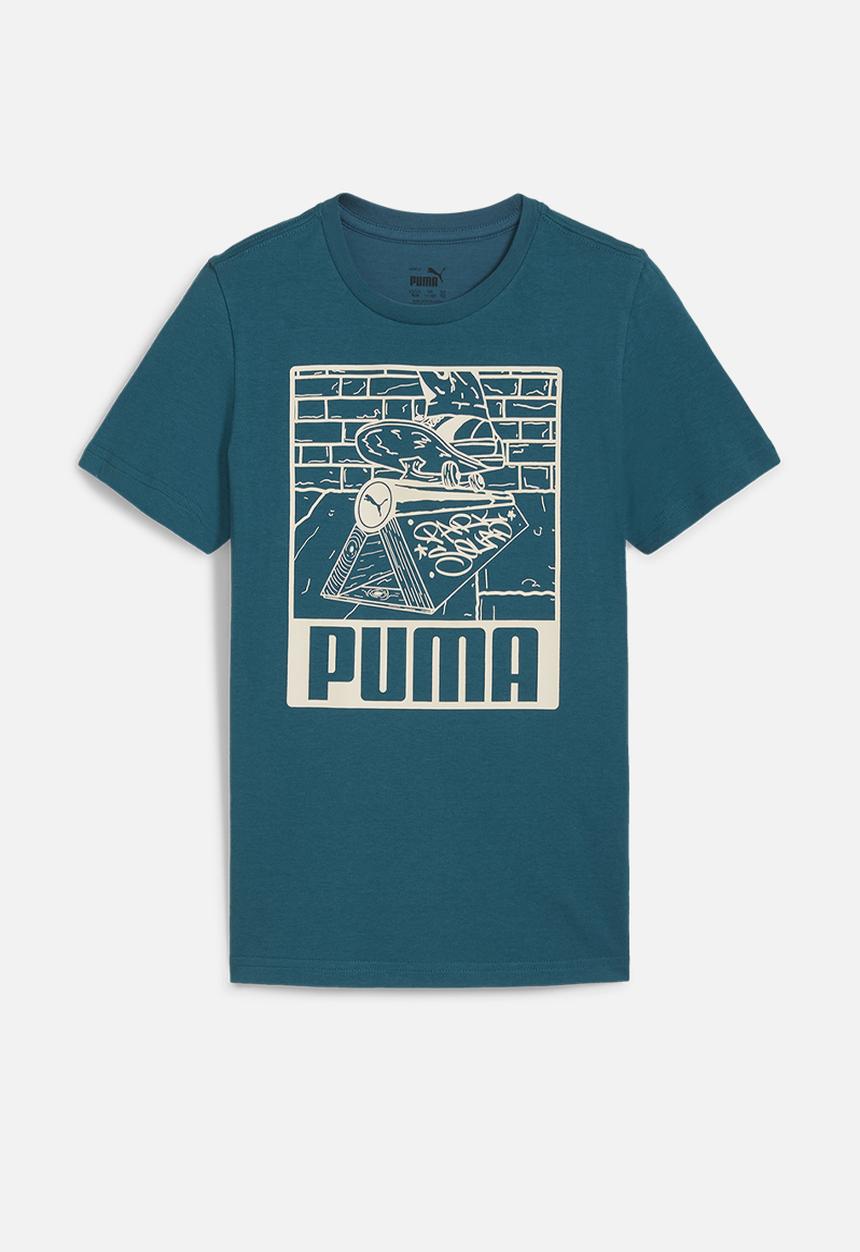 PUMA - Ess+ Mid 90S Graphic Tee B - Cold Green