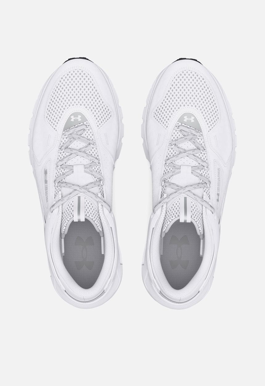 Under Armour - Summit Trek