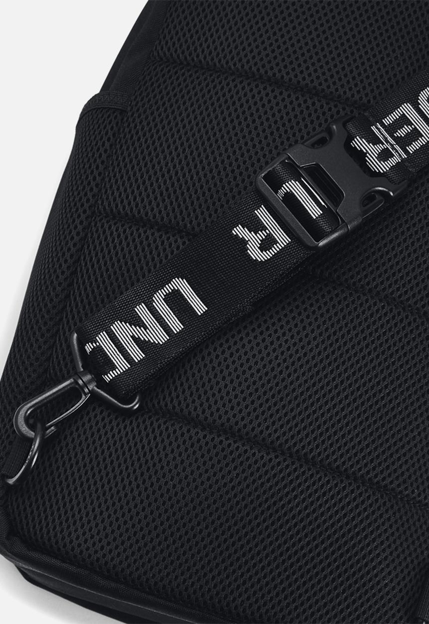 Under Armour - UA Utility Flex Sling - Black & White