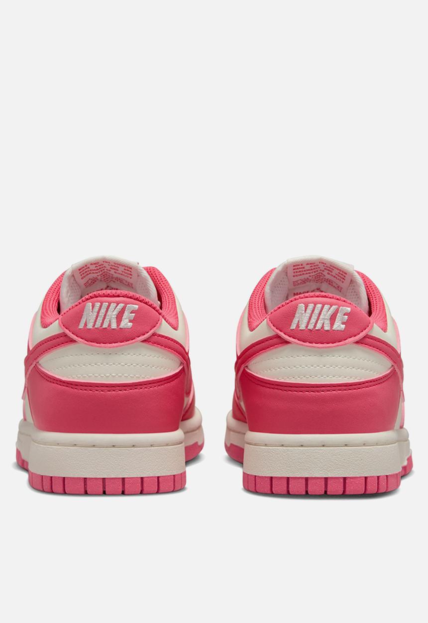 Nike - Dunk Low