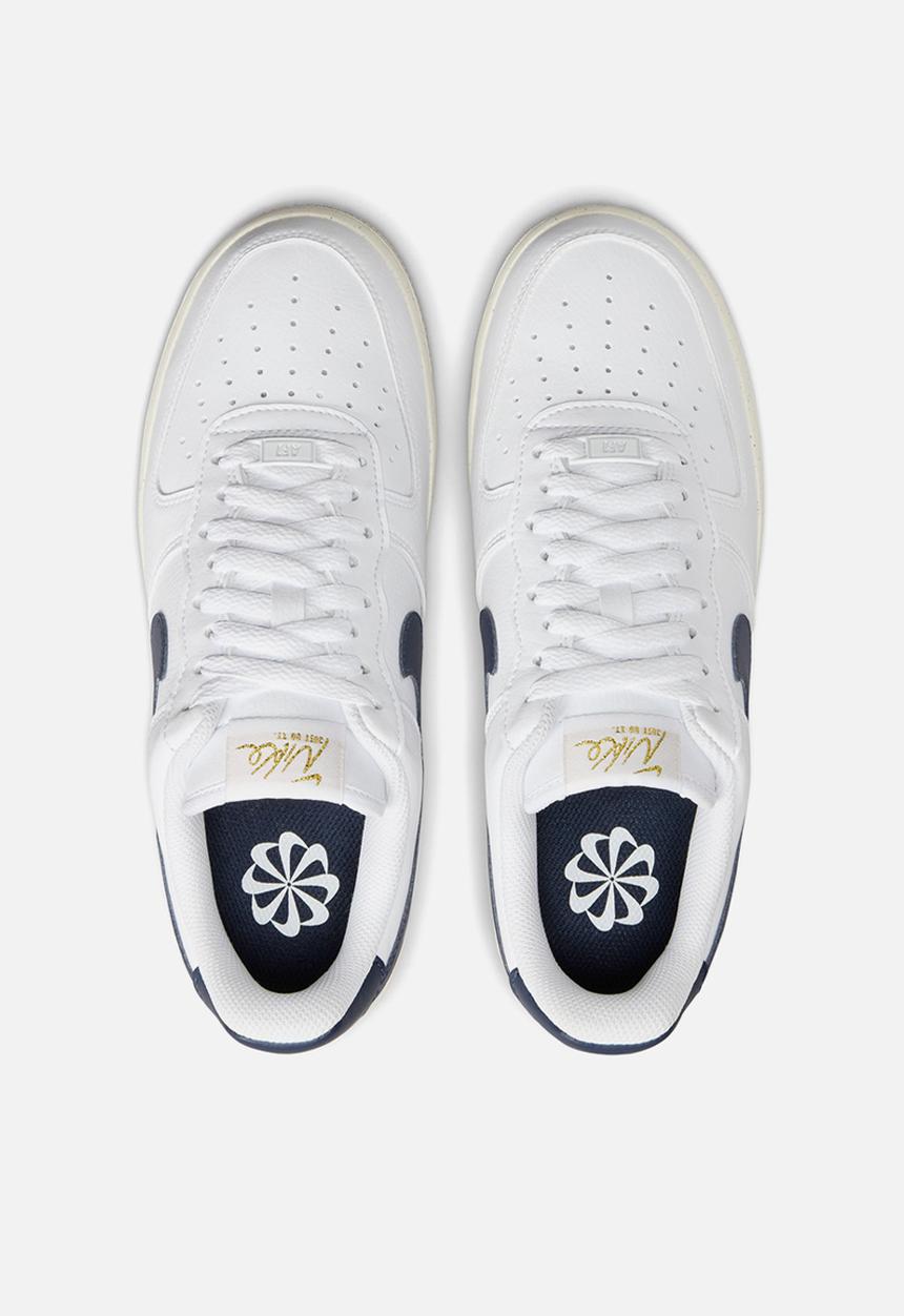 Nike - Air Force 1 '07