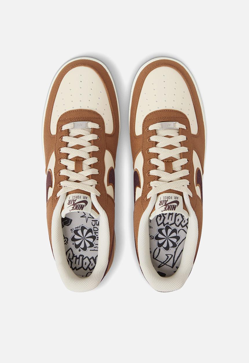Nike - Air Force 1 '07 LV8
