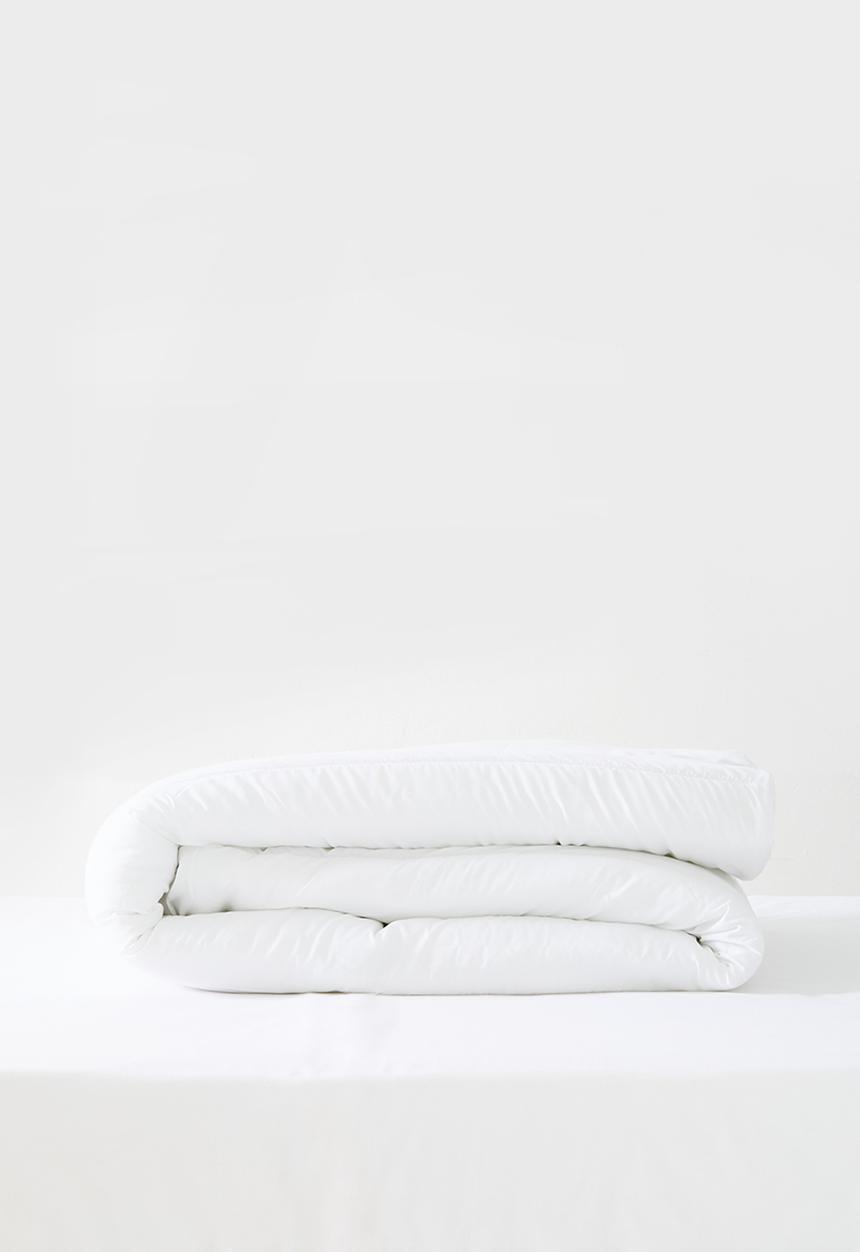 Sixth Floor - 5 Tog Hollowfibre Duvet Inner & pillow Bale Set - White