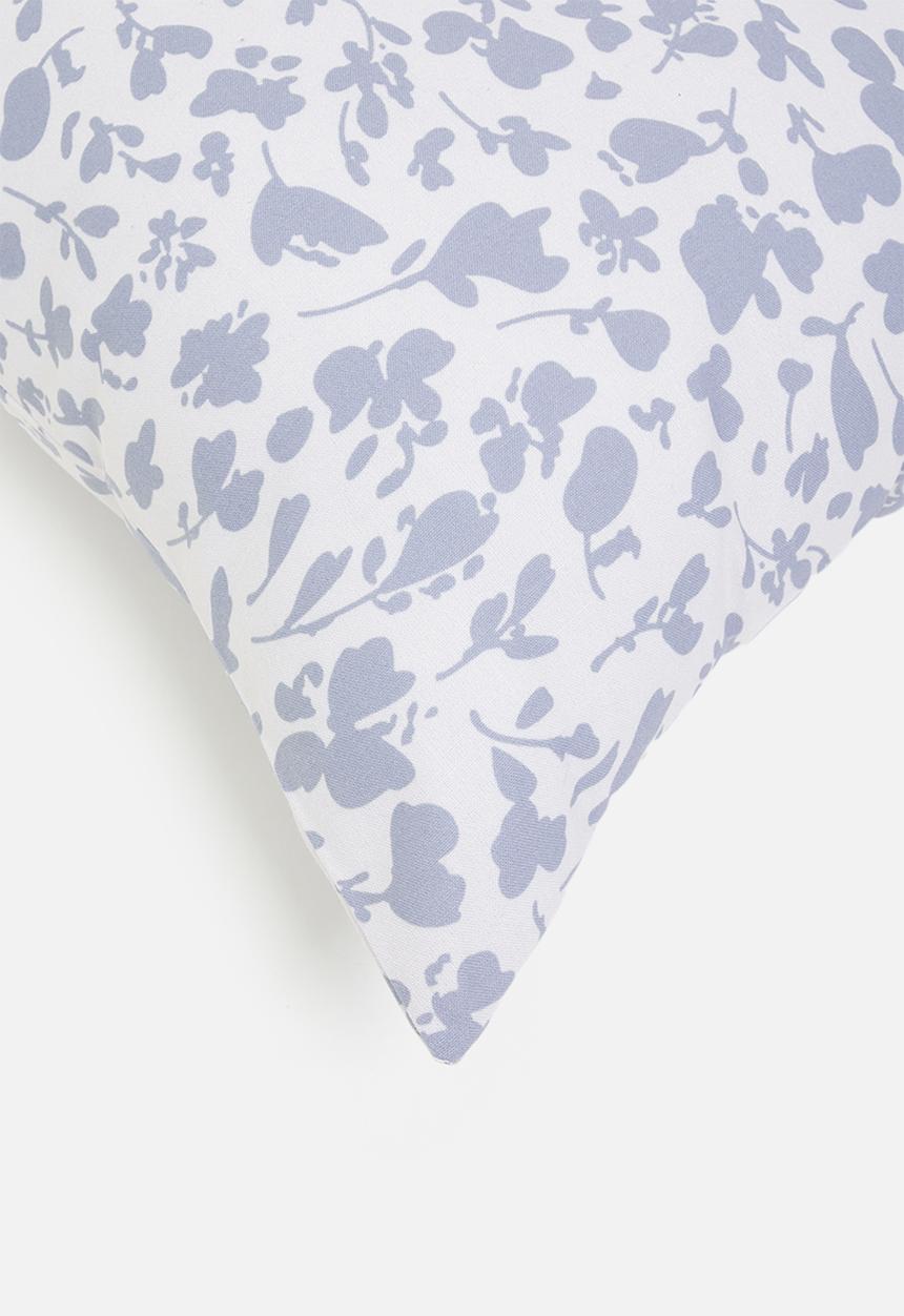 Sixth Floor - Liefie cushion cover - Blue