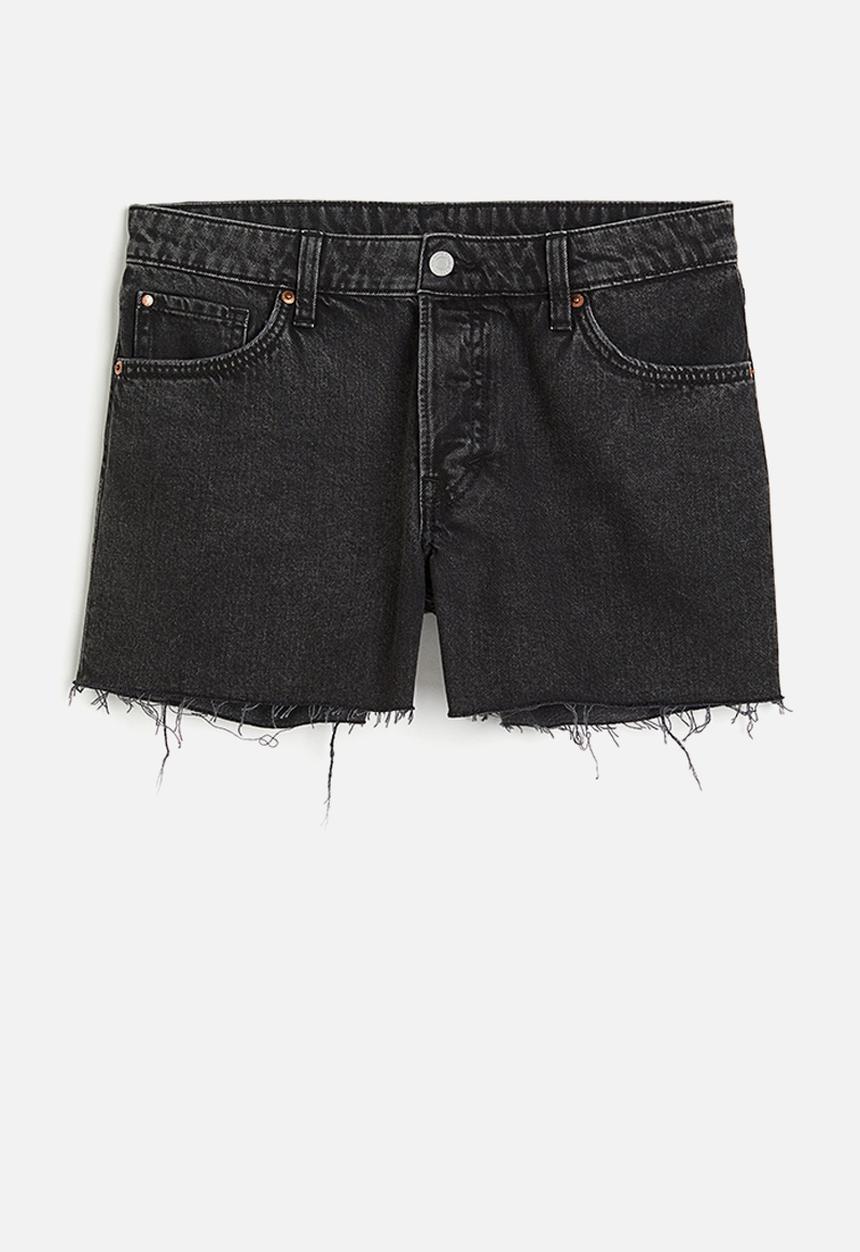 H&M - 90s Boyfriend fit low denim shorts - black