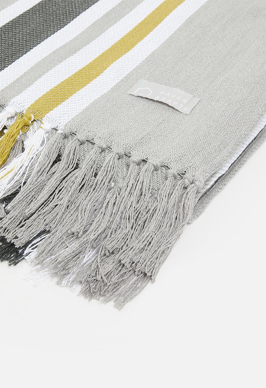 Haven & Earth  - Protea pinstripe outdoor throw - Dove/Nugget Gold