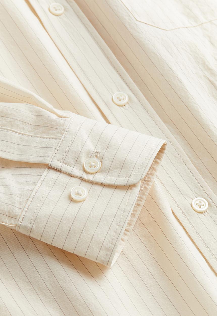 H&M - Regular fit shirt - cream striped