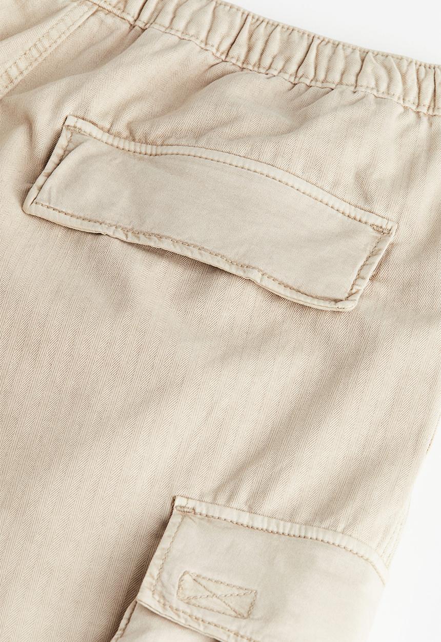 H&M - Loose fit cargo trousers - beige