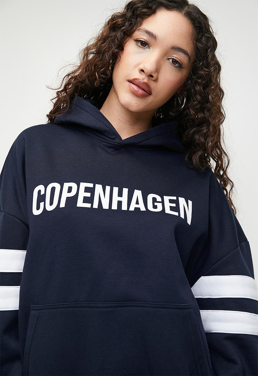 Superbalist - Copenhagen printed hoodie - navy 