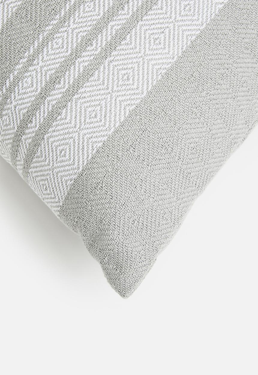 Haven & Earth  - Protea Scatter - Grey