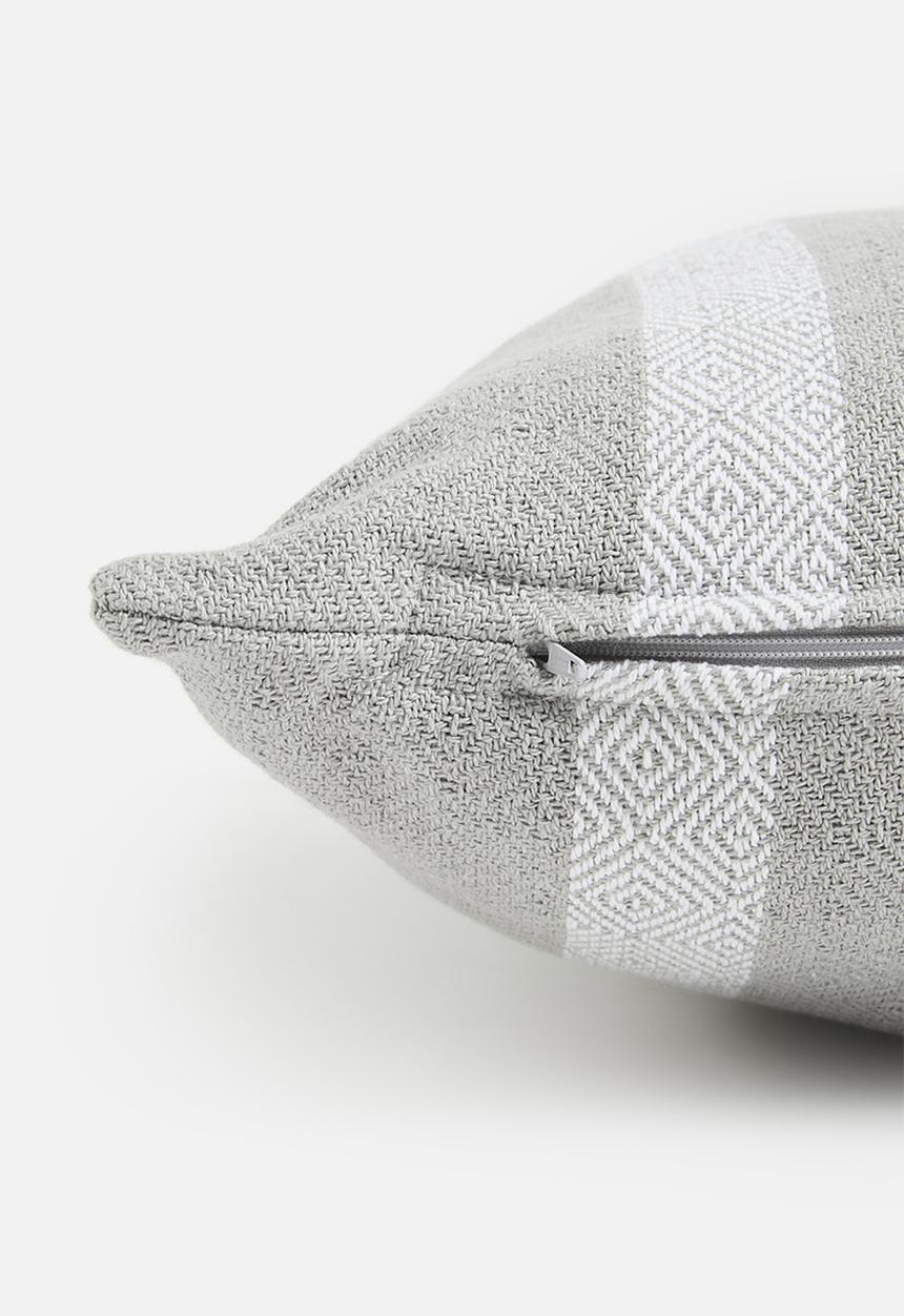 Haven & Earth  - Protea Scatter - Grey