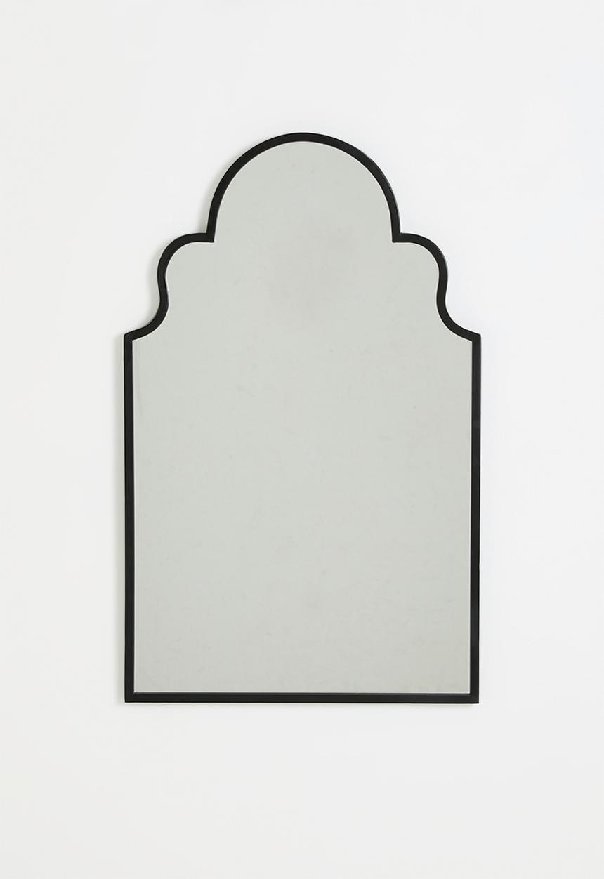 Sixth Floor - Curved mirror - black