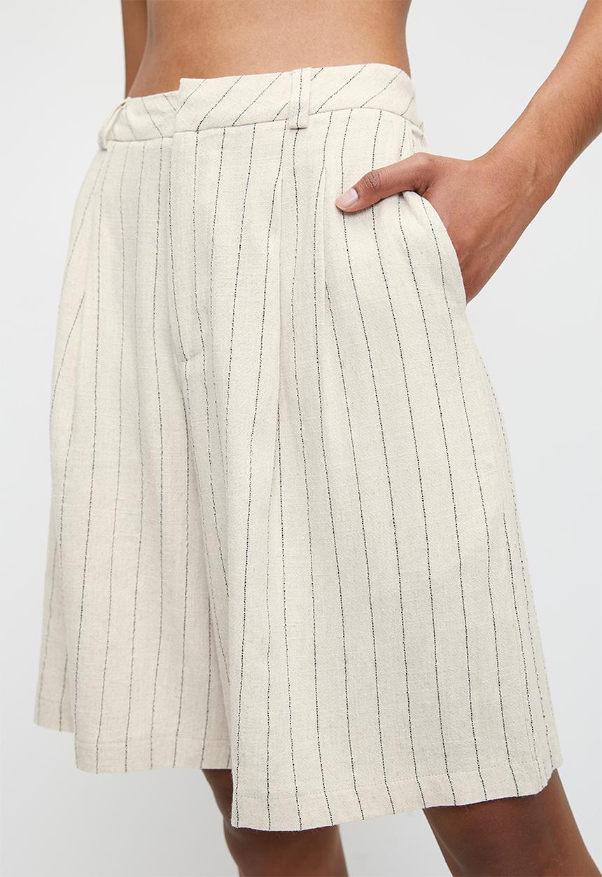 Superbalist - Co-ord linen blend walk shorts - ecru stripe