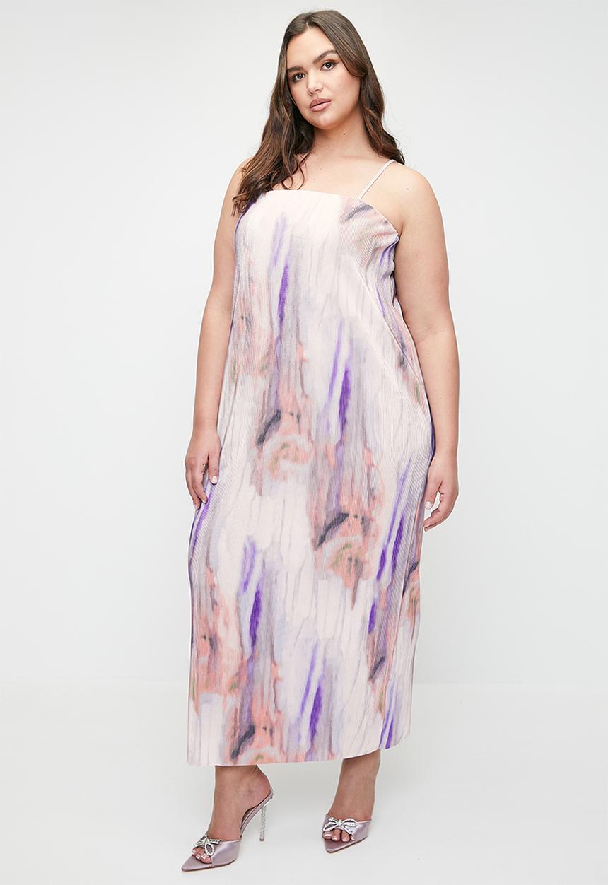 Superbalist - Plisse strappy maxi dress - lilac water dispersion aop