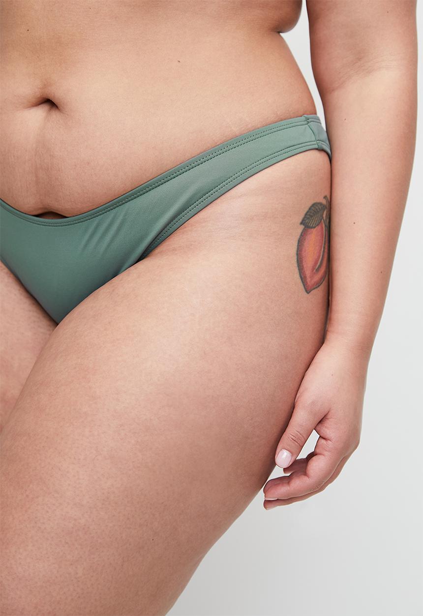 Cotton On - Plus Full Bikini Bottom - Dusty Khaki
