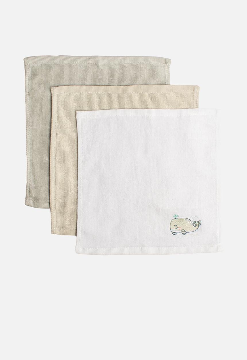 Character Group - Whale 3 pack face cloth - multi 