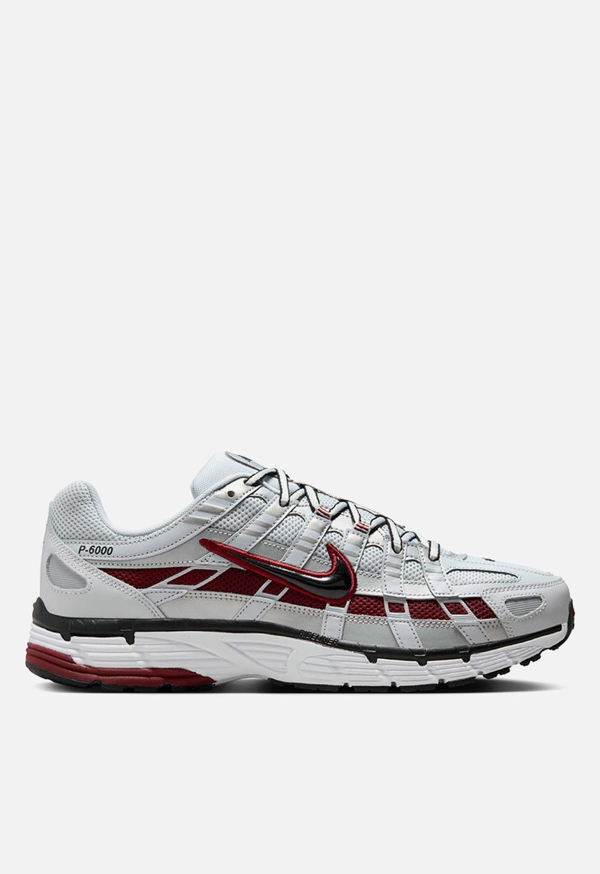 Nike - P-6000