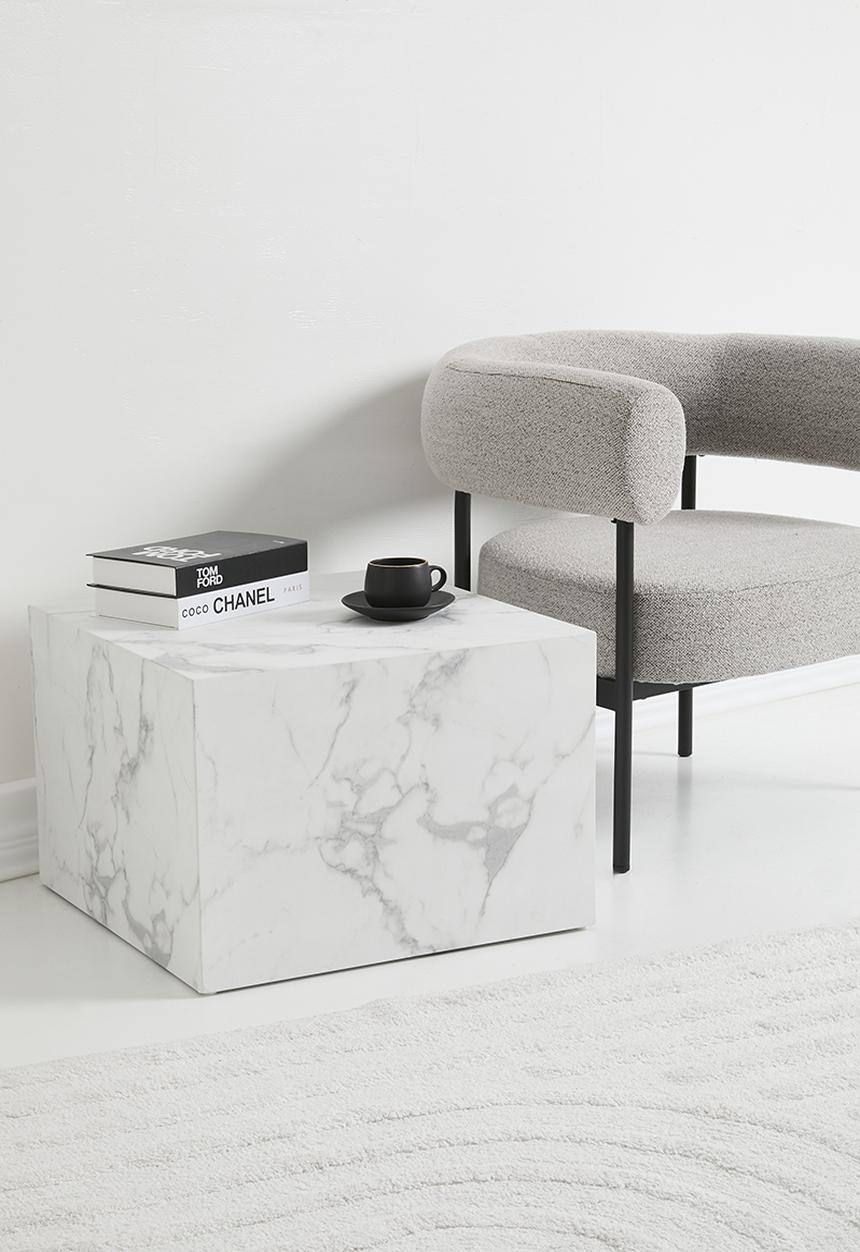 Sixth Floor - Dice set of 2 coffee tables - white
