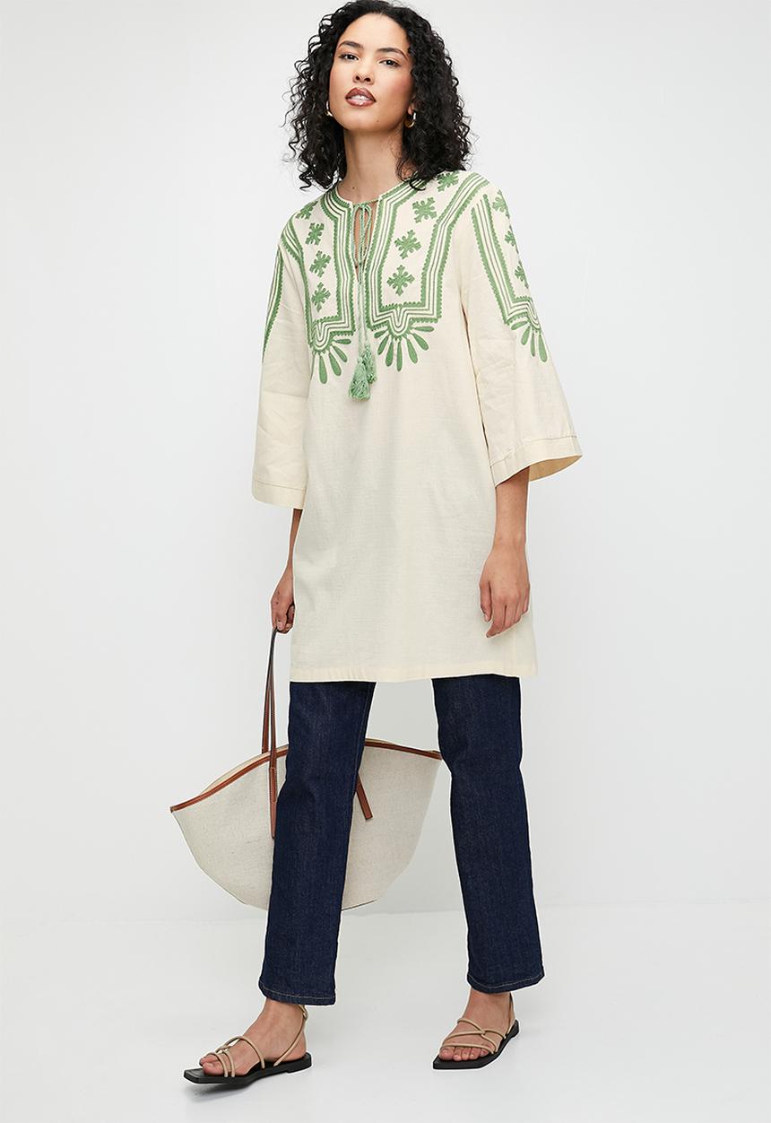 edit - Embroidery tunic with tassel trim - ecru/green