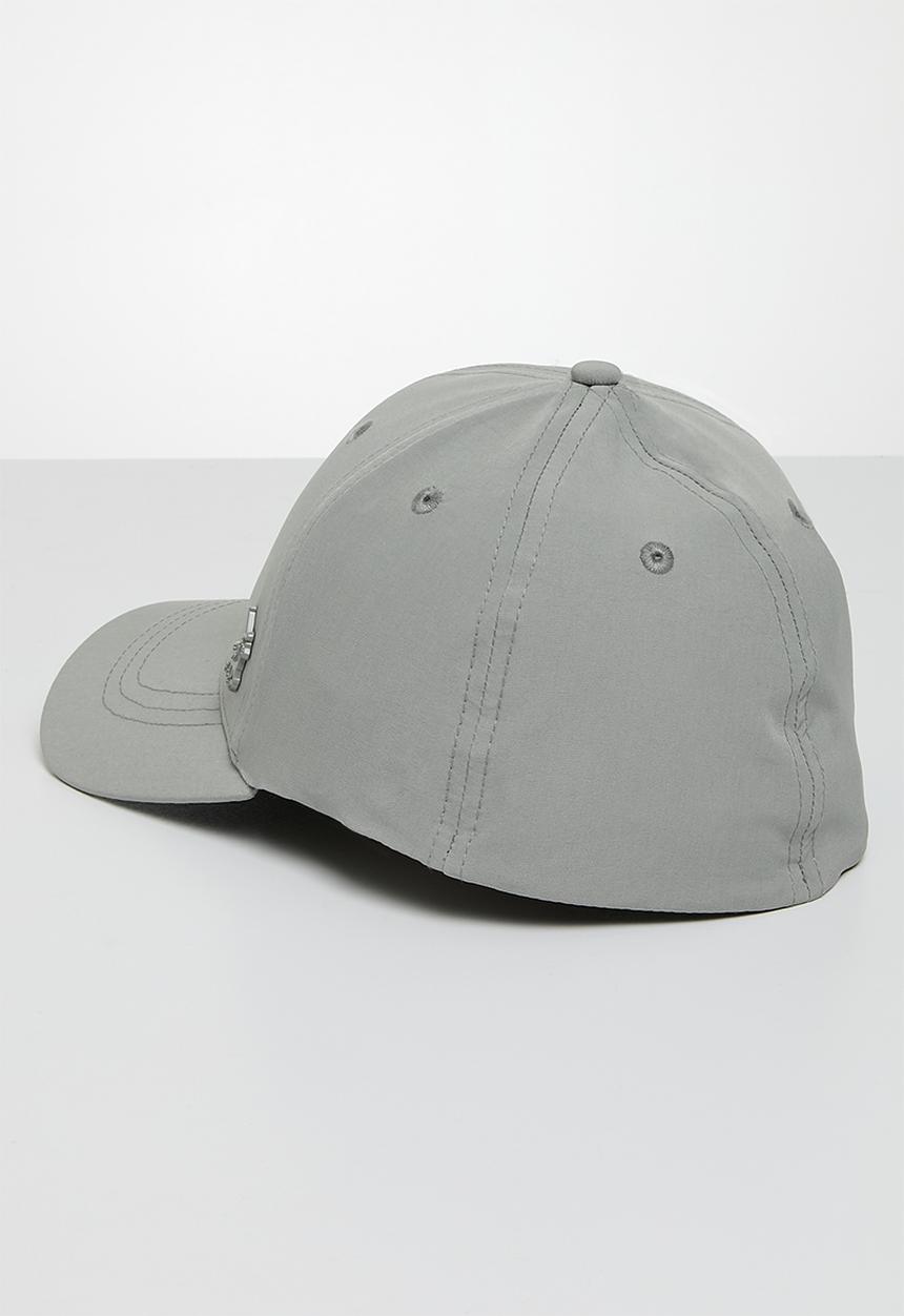 POLO - 6 Panel Metal Pony Fitted Peak - Light Grey