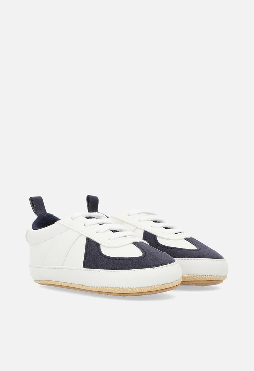 Pop Candy - Lace up lo top sneakers - white & navy