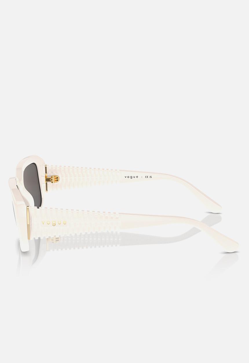 Vogue Eyewear - Vogue Eyewear - 0VO5565S - Full Ivory