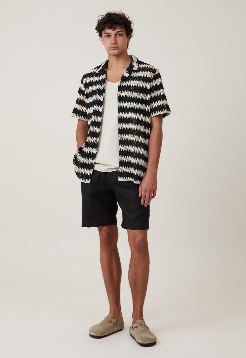 Cotton On - Linen pleat short - black 
