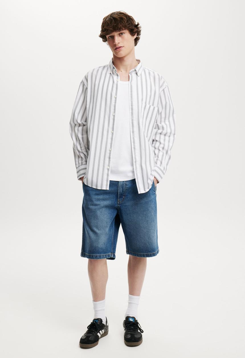 Cotton On - Loose fit long sleeve shirt - white stripe