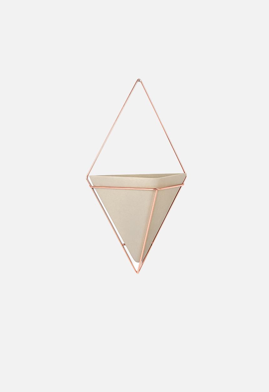 Umbra - Trigg wall vessel 