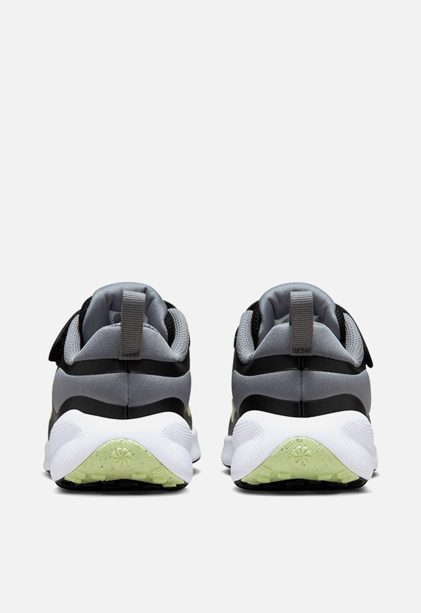 Nike - Nike Revolution 7 Ps - Black/Barely Volt-Smoke Grey-White