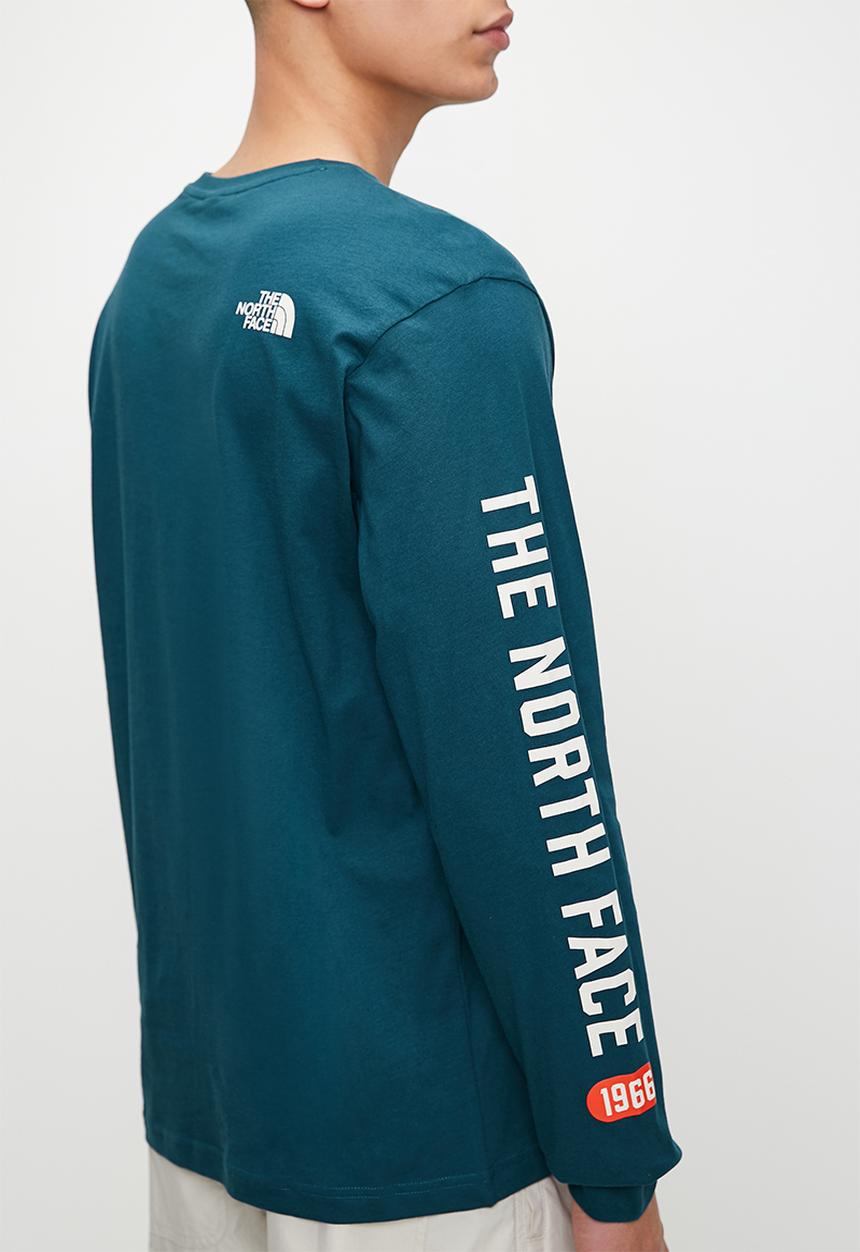 The North Face - M Long Sleeve Varsity Graphic - Midnight Petrol (1NO)