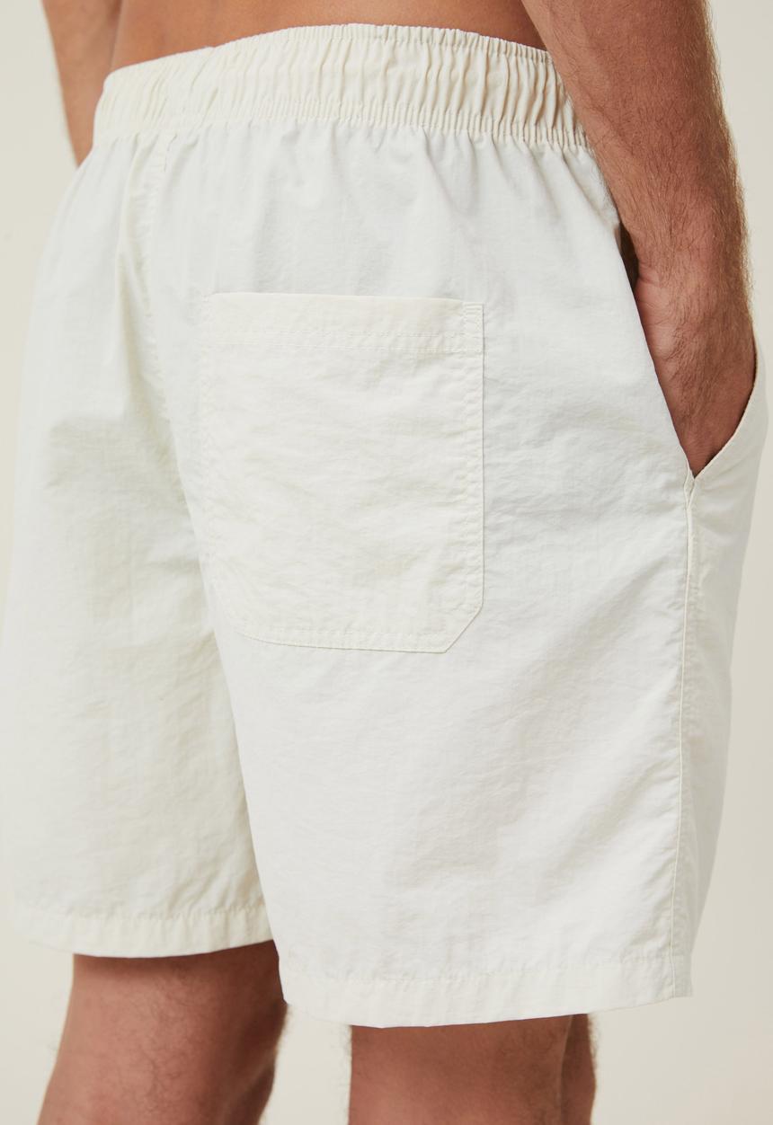 Cotton On - Street short - bone