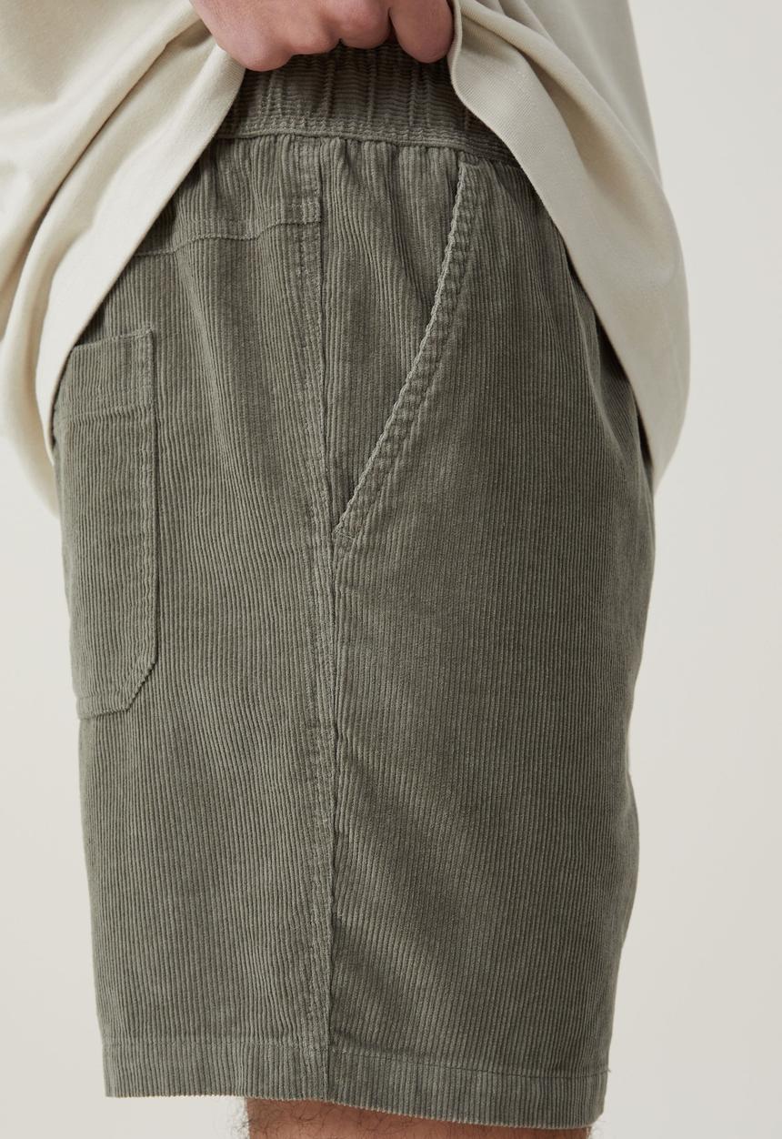 Cotton On - Easy short - aged khaki cord