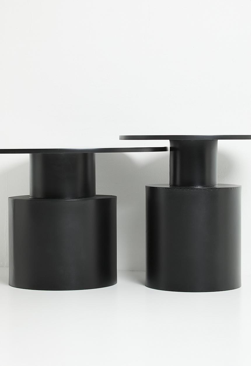 Native Decor - Totem nested coffee table set of 2 - black
