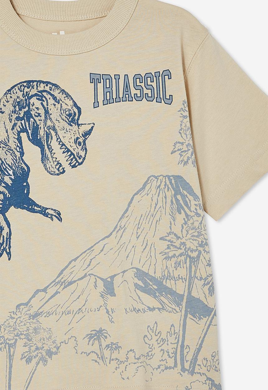 Cotton On - Jonny short sleeve graphic print tee - rainy day/dinosaurs