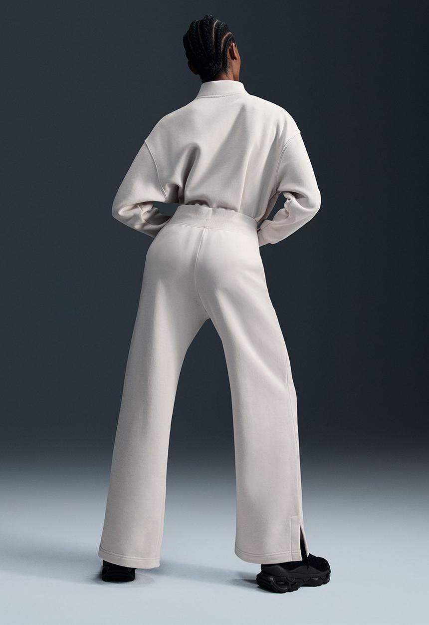 Nike - Nike Sportswear Phoenix Wide Pant - lt orewood brn