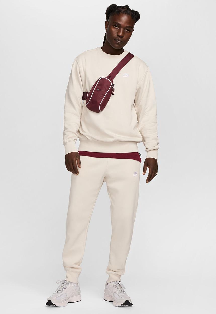 Nike - Nike Sportswear Club Crew - lt orewood brn/white