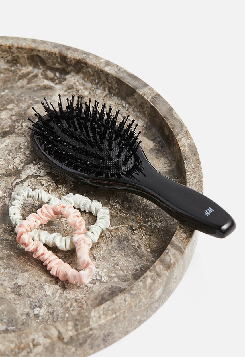 H&M - Small hair brush - black