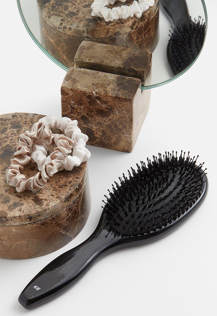 H&M - Large paddle brush - black