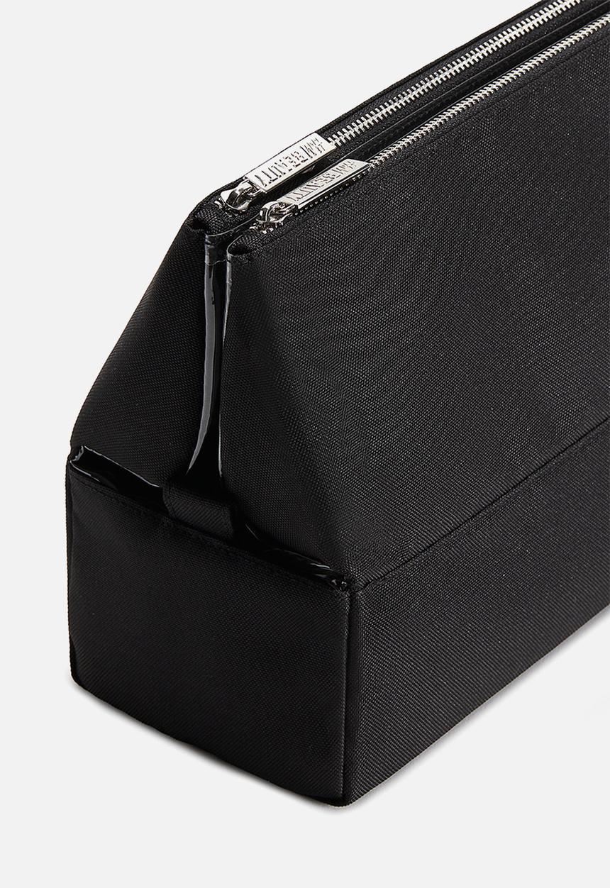 H&M - Canvas wash bag - black