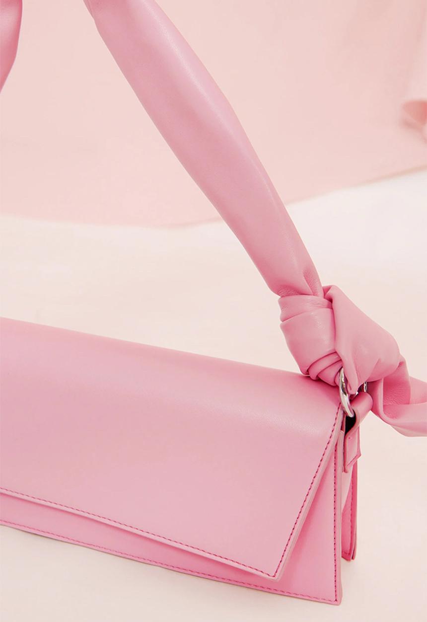 PrettyLittleThing - Angled flap knot handle shoulder bag - pink 