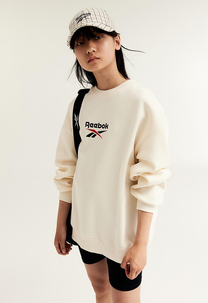 H&M - Reebok X H&M: Oversized sweatshirt - white/reebok