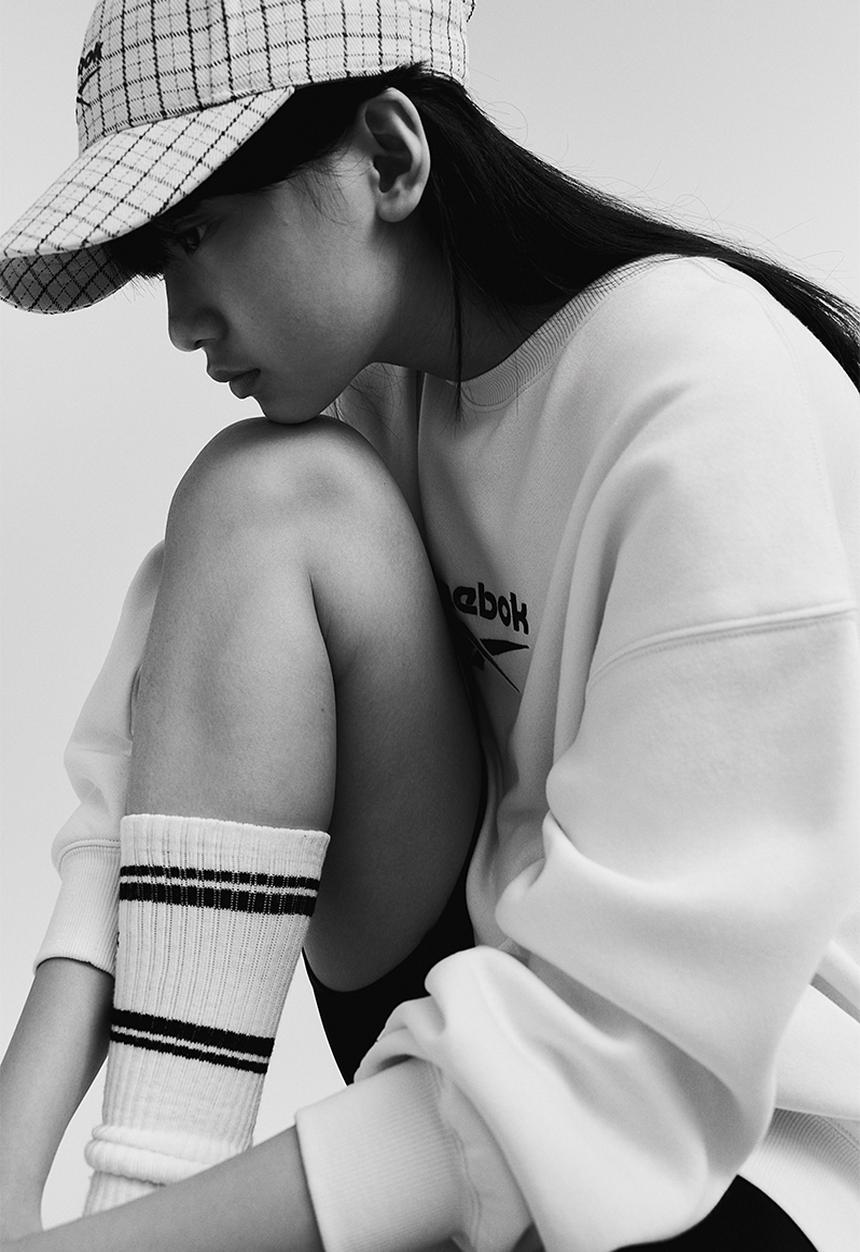 H&M - Reebok X H&M: Oversized sweatshirt - white/reebok