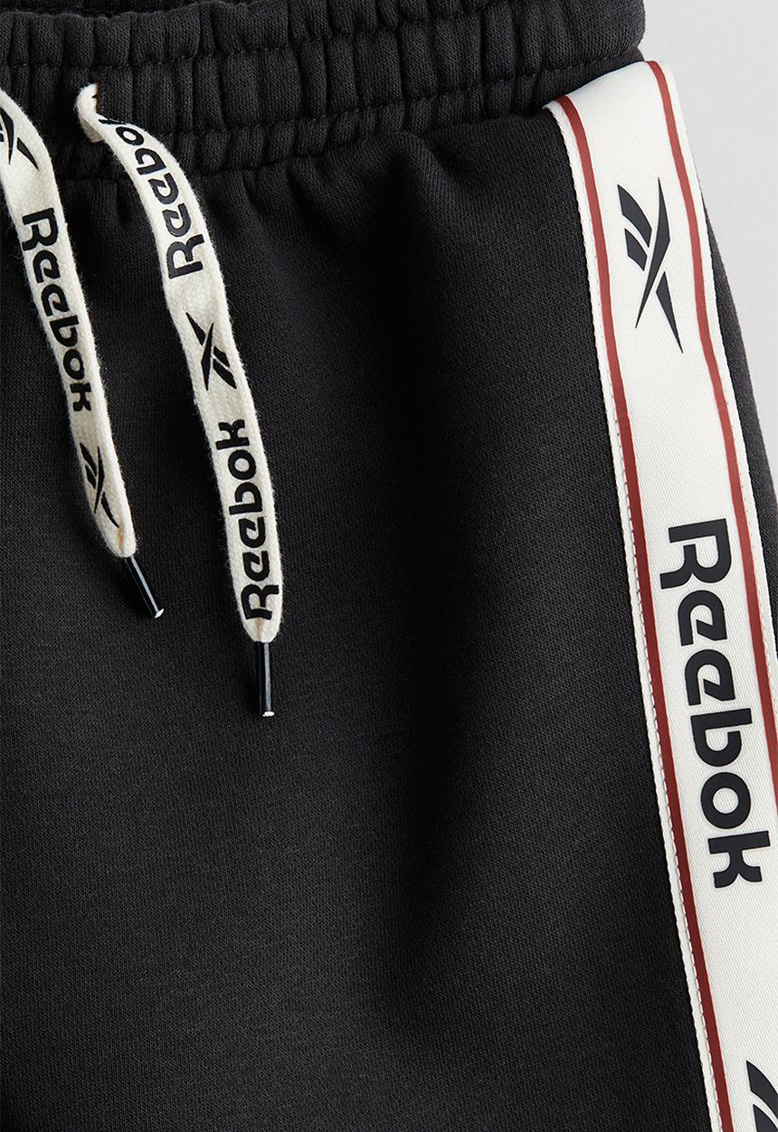 H&M - Reebok X H&M : Print-motif pull-on sweatshirt shorts - black/reebok