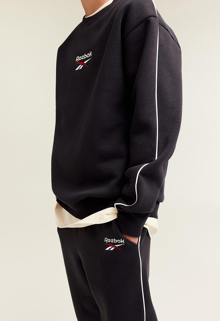 Reebok X H&M : Embroidered-detail sweatshirt - dark grey - 1237783001