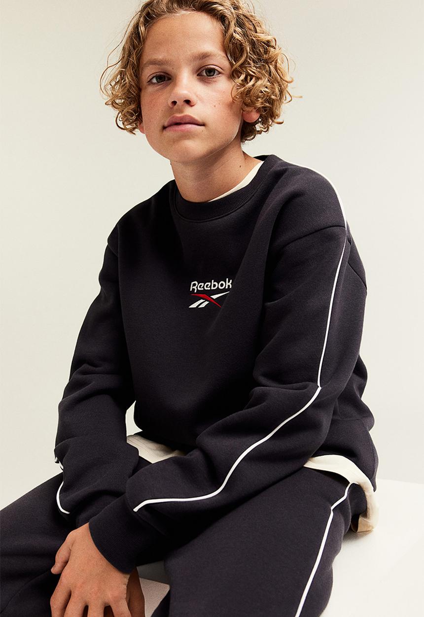 H&M - Reebok X H&M : Embroidered-detail sweatshirt - dark grey